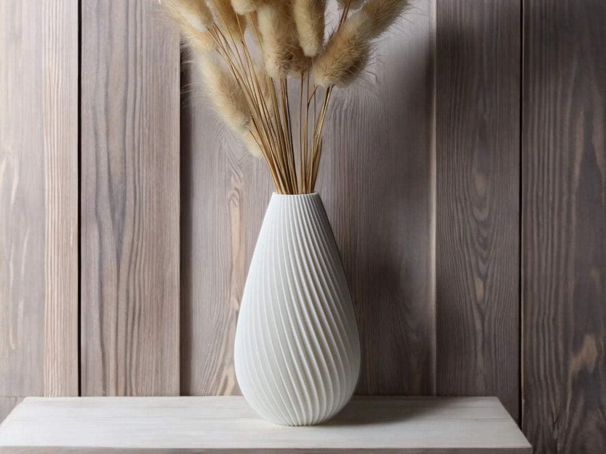 Luisa Vase