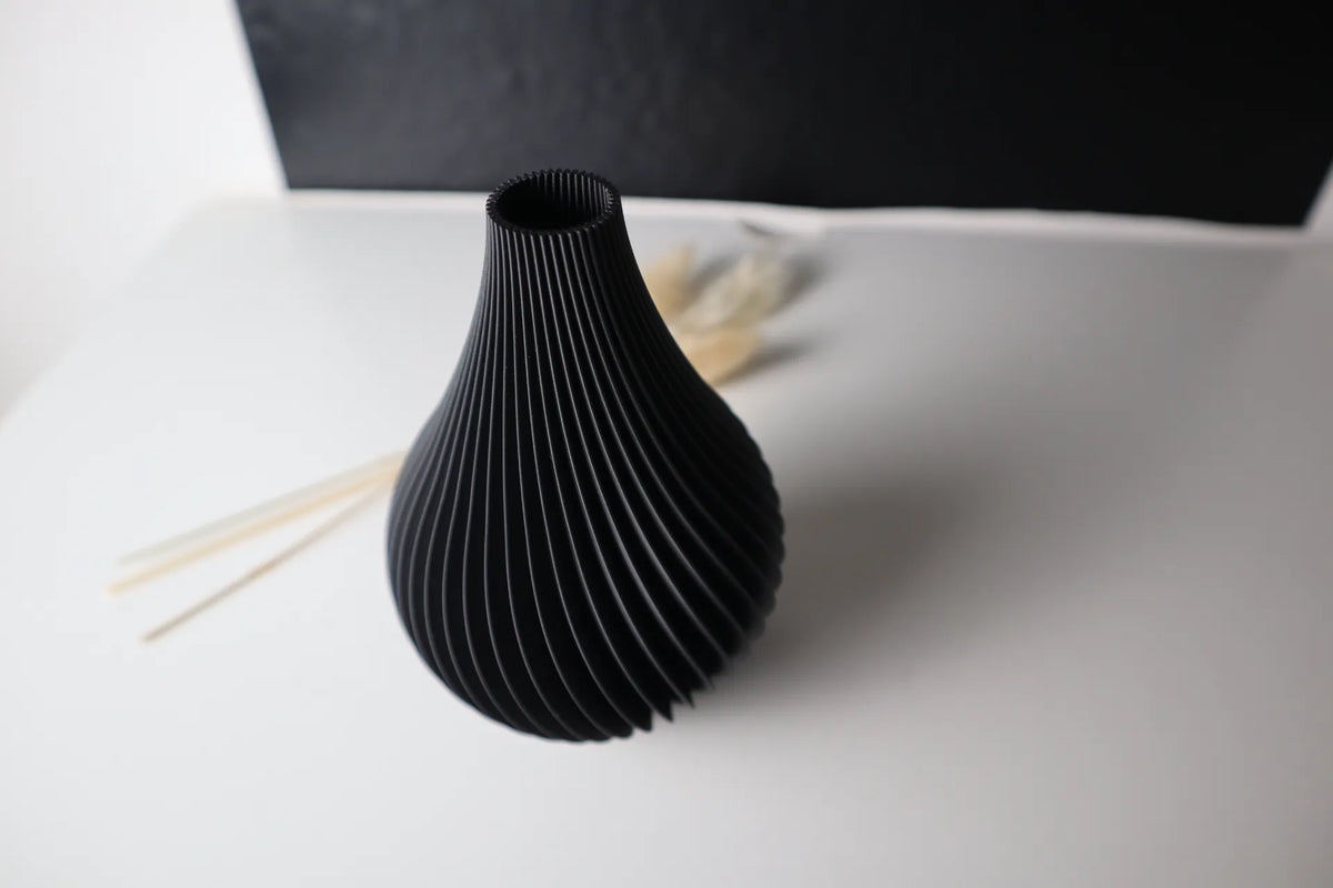 Doria Vase